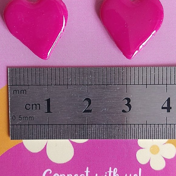 Handmade pink polymer clay earrings. Boucles d'oreilles fait à la main - Picture 5 of 7